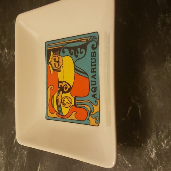 Aquarius Astrological Horoscope Ceramic Trinket Candy Jewelry Dish 5" - Picture 11 of 12